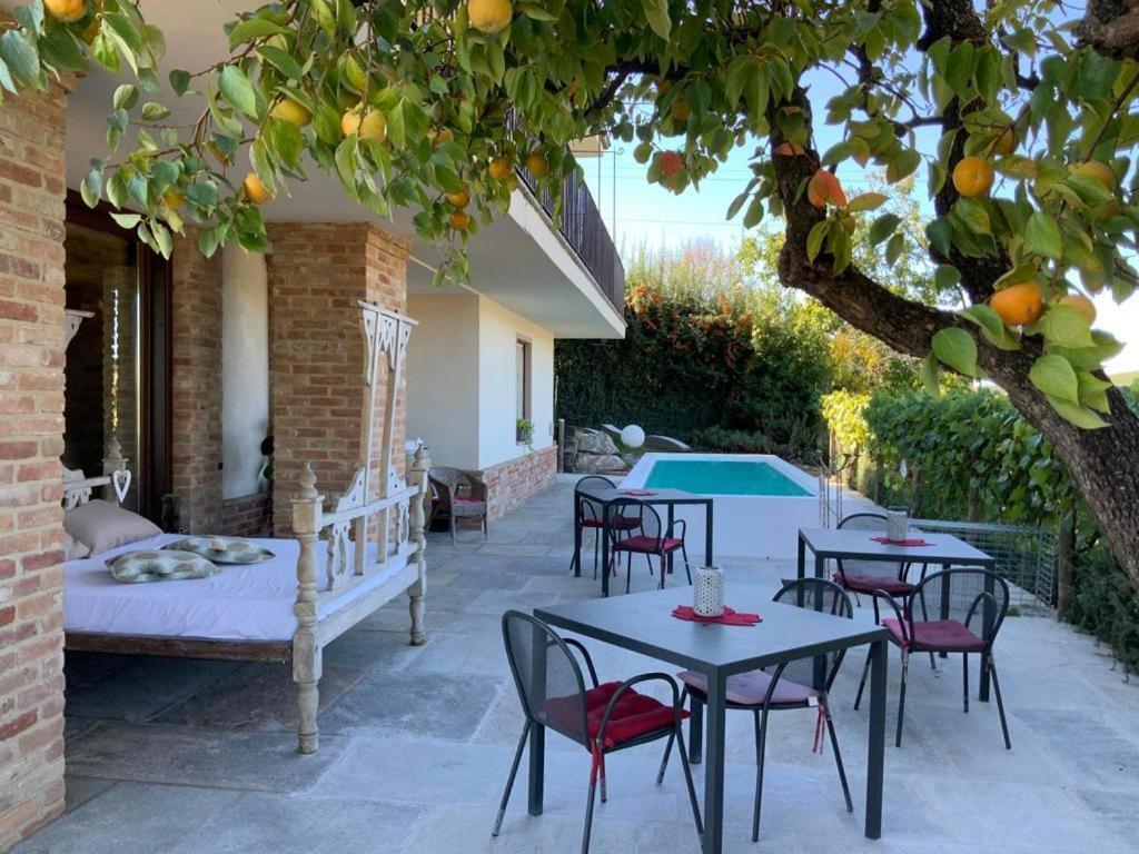 Villa Laura Castellinaldo Εξωτερικό φωτογραφία