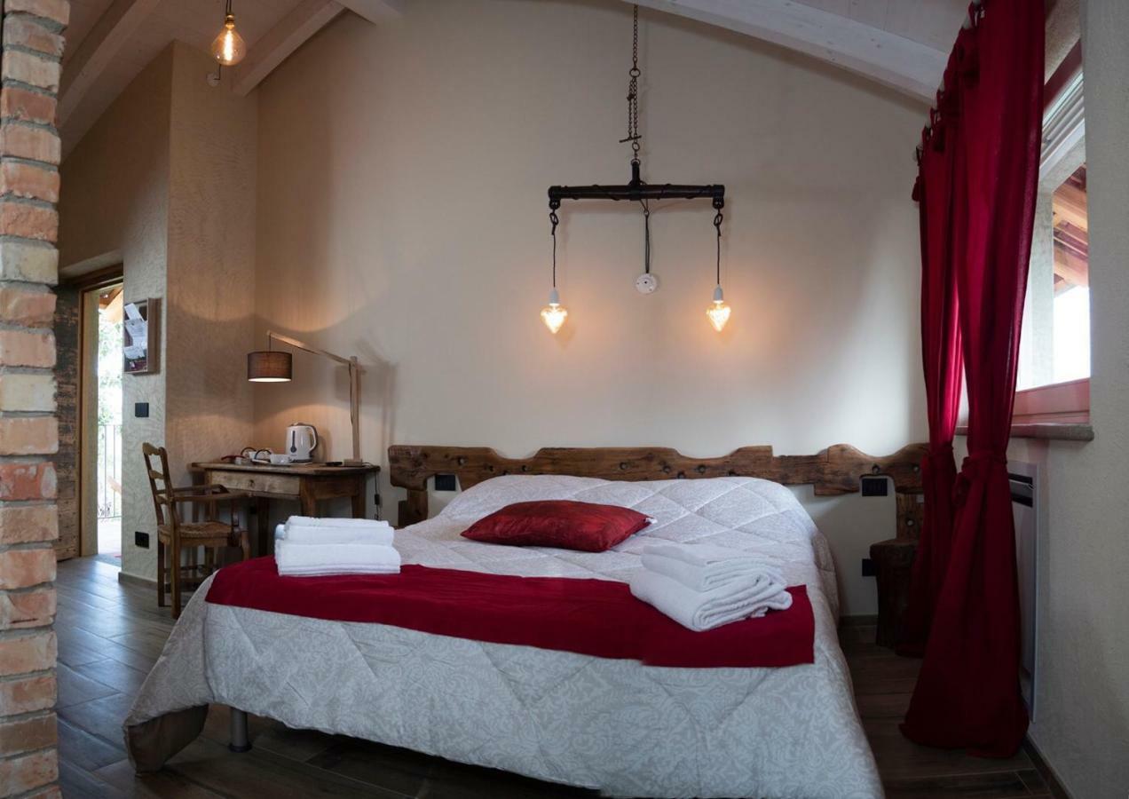 Villa Laura Castellinaldo Εξωτερικό φωτογραφία